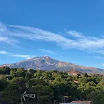 Michelangelo Etna מלון ניקולוסי